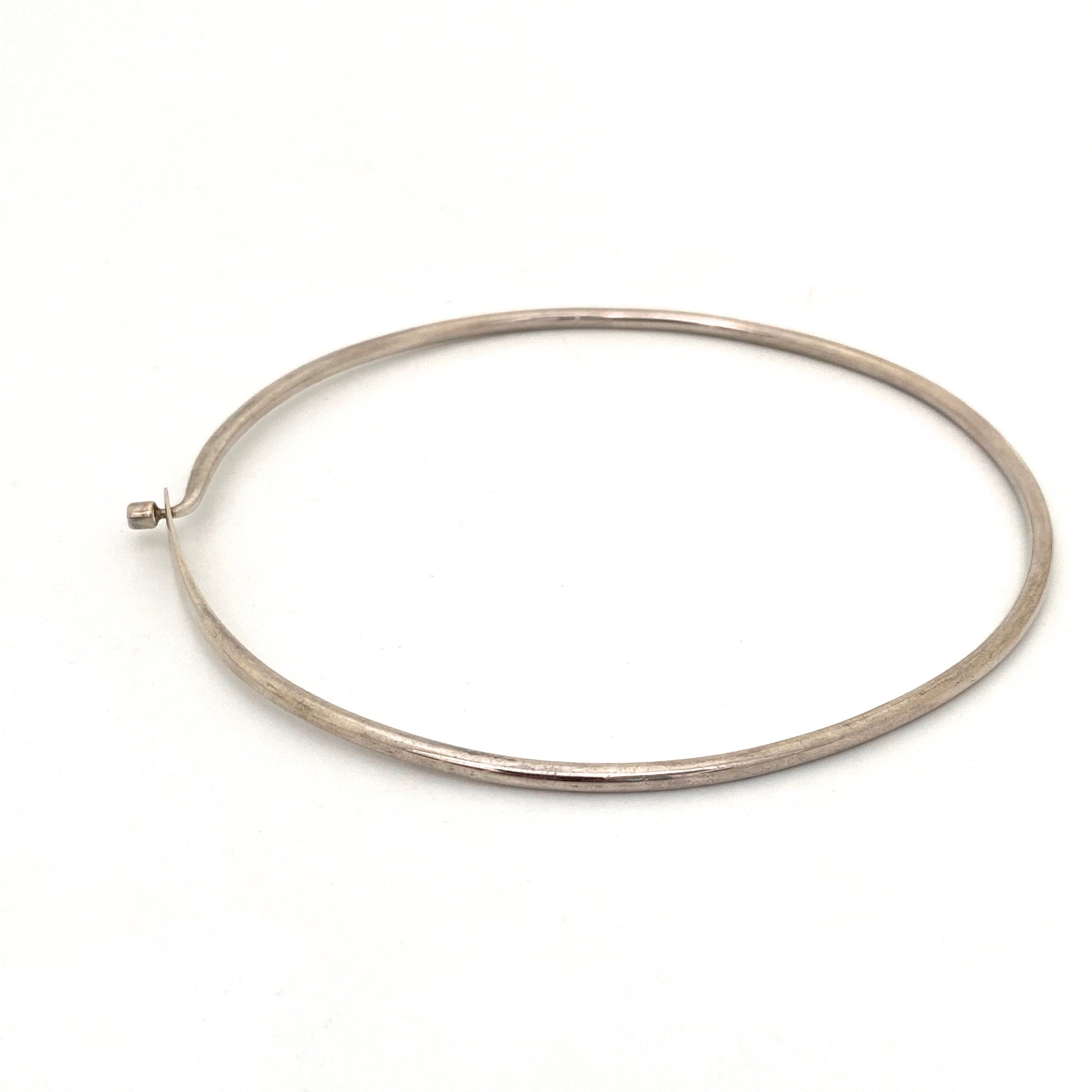 profile Darla Hesse Canada vintage silver choker necklace Canadian Modernist jewelry design