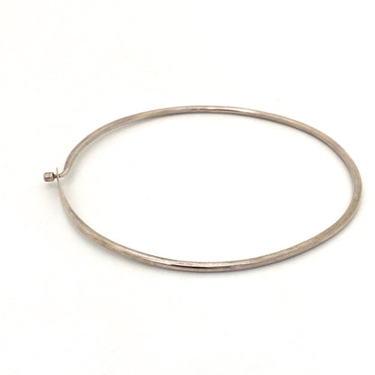 profile Darla Hesse Canada vintage silver choker necklace Canadian Modernist jewelry design