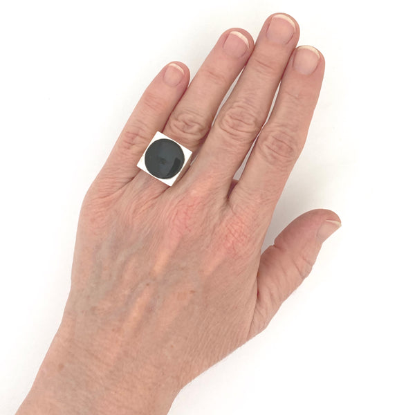 scale OPUS Canada vintage silver black onyx ring Canadian Modernist jewelry design
