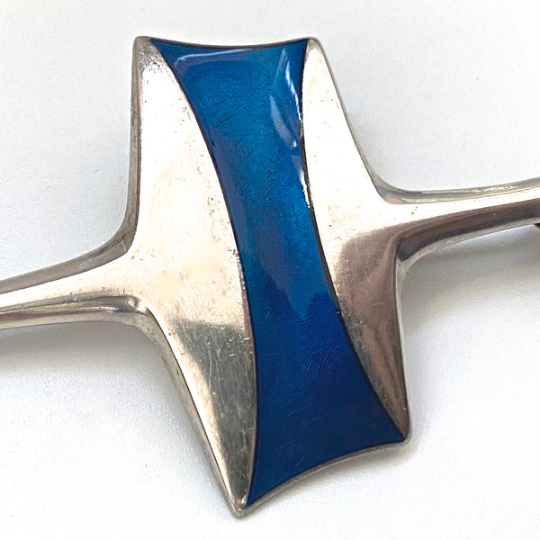 detail David-Andersen Norway vintage silver enamel brooch Bjorn Sigurd Ostern Scandinavian Modernist jewelry design