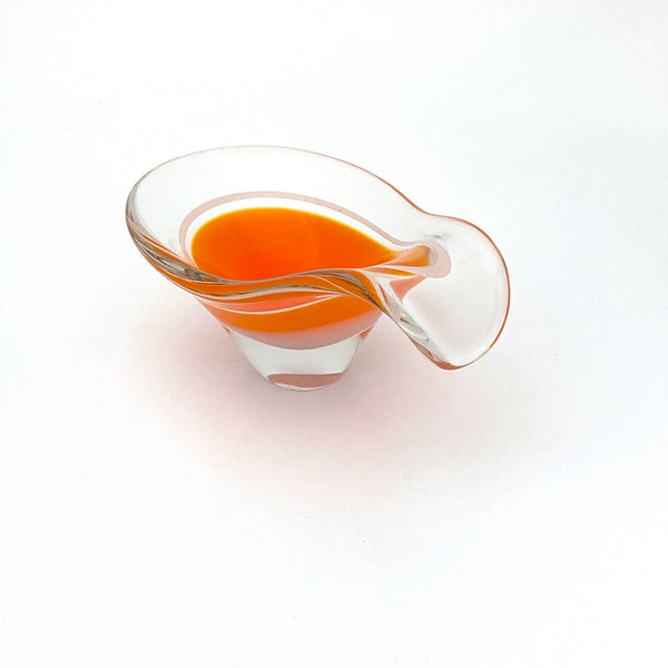 detail Flygsfors Sweden vintage cased glass small Coquille bowl Paul Kedelv Scandinavian Modern design