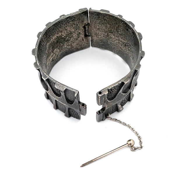 Guy Vidal textured pewter brutalist hinged bracelet