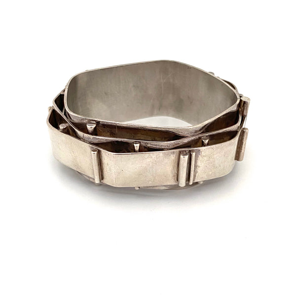 detail Hans Gehrig Canada vintage heavy silver hinged bracelet Canadian Modernist art jewelry design