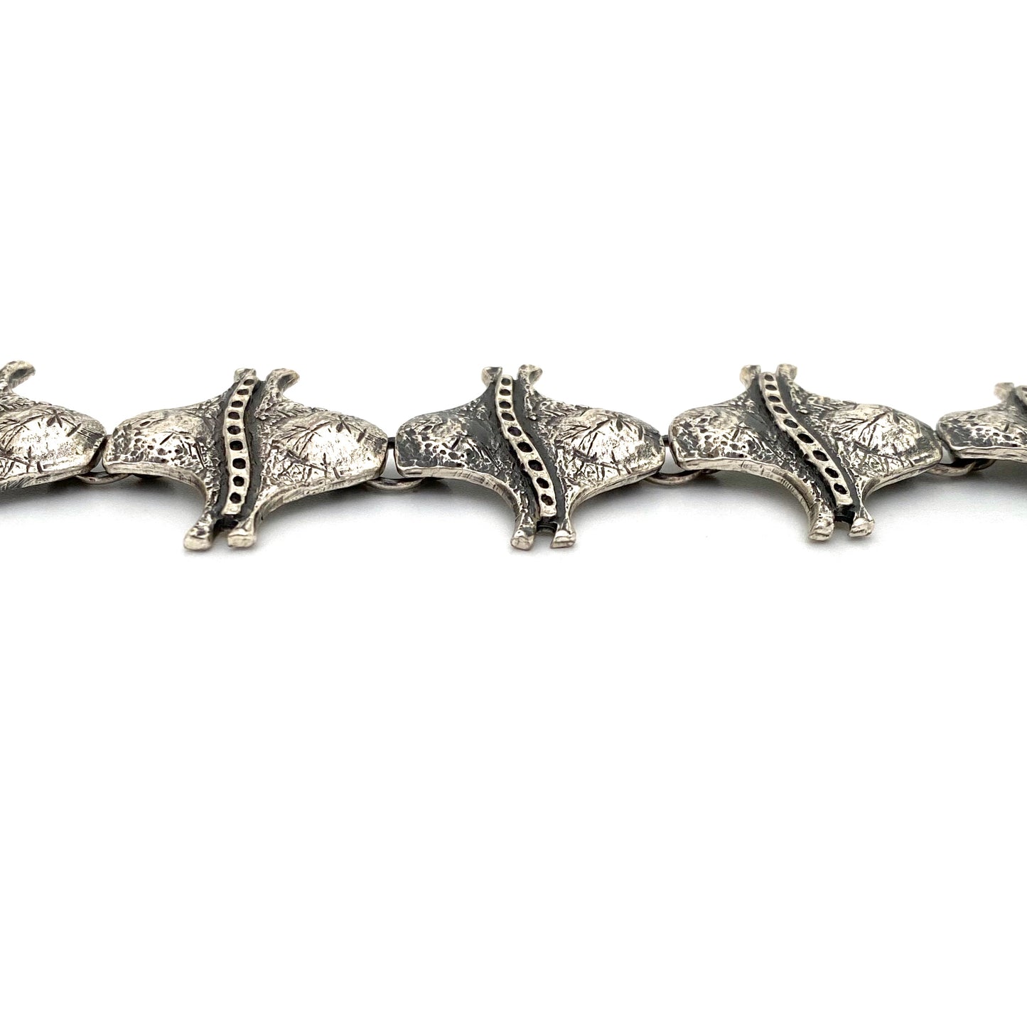 profile Guy Vidal Canada vintage brutalist pewter stingray panel link bracelet Canadian Modernist jewelry design