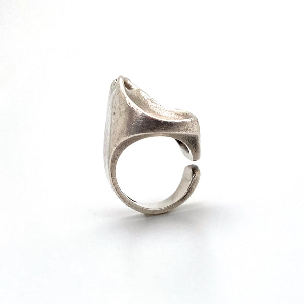 profile Bjorn Weckstrom Lapponia Finland vintage silver large textured ring Scandinavian Modernist jewelry design