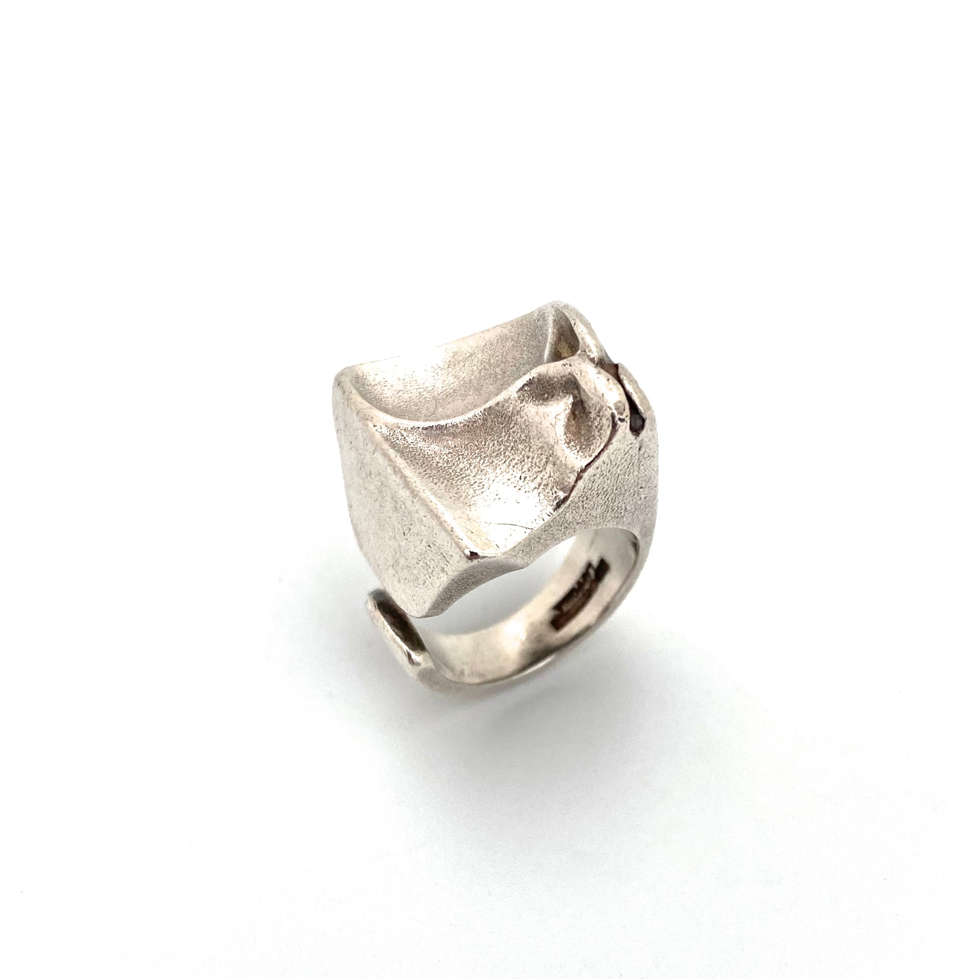 detail Bjorn Weckstrom Lapponia Finland vintage silver large textured ring Scandinavian Modernist jewelry design