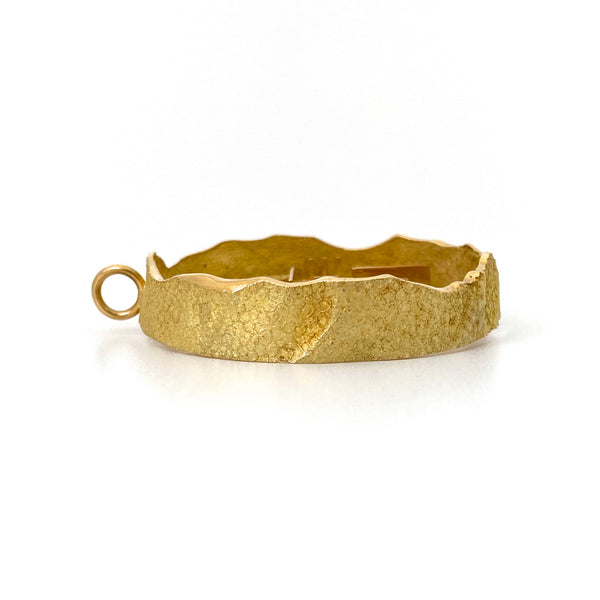 Hans Gehrig 18k gold round sculptural pendant ~ original box