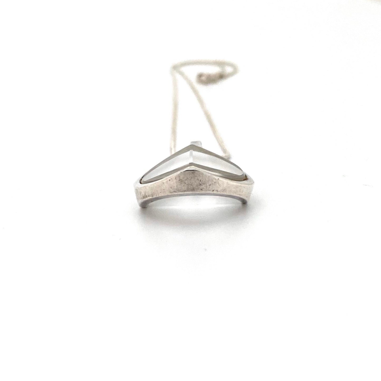 detail Jorma Laine Turun Hopea Finland vintage silver rock crystal pendant necklace 1973 Scandinavian Modernist jewelry design