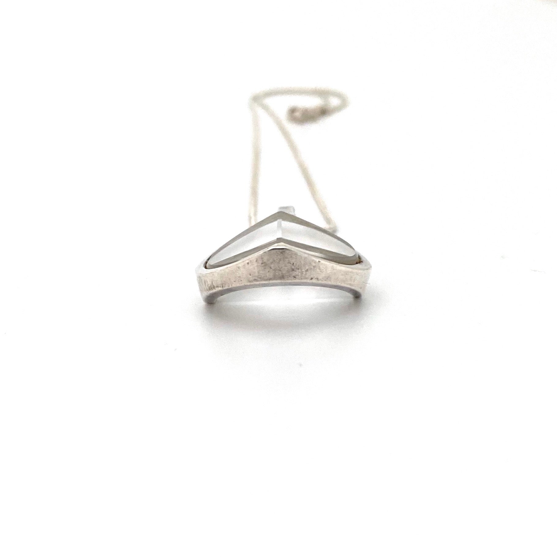 detail Jorma Laine Turun Hopea Finland vintage silver rock crystal pendant necklace 1973 Scandinavian Modernist jewelry design
