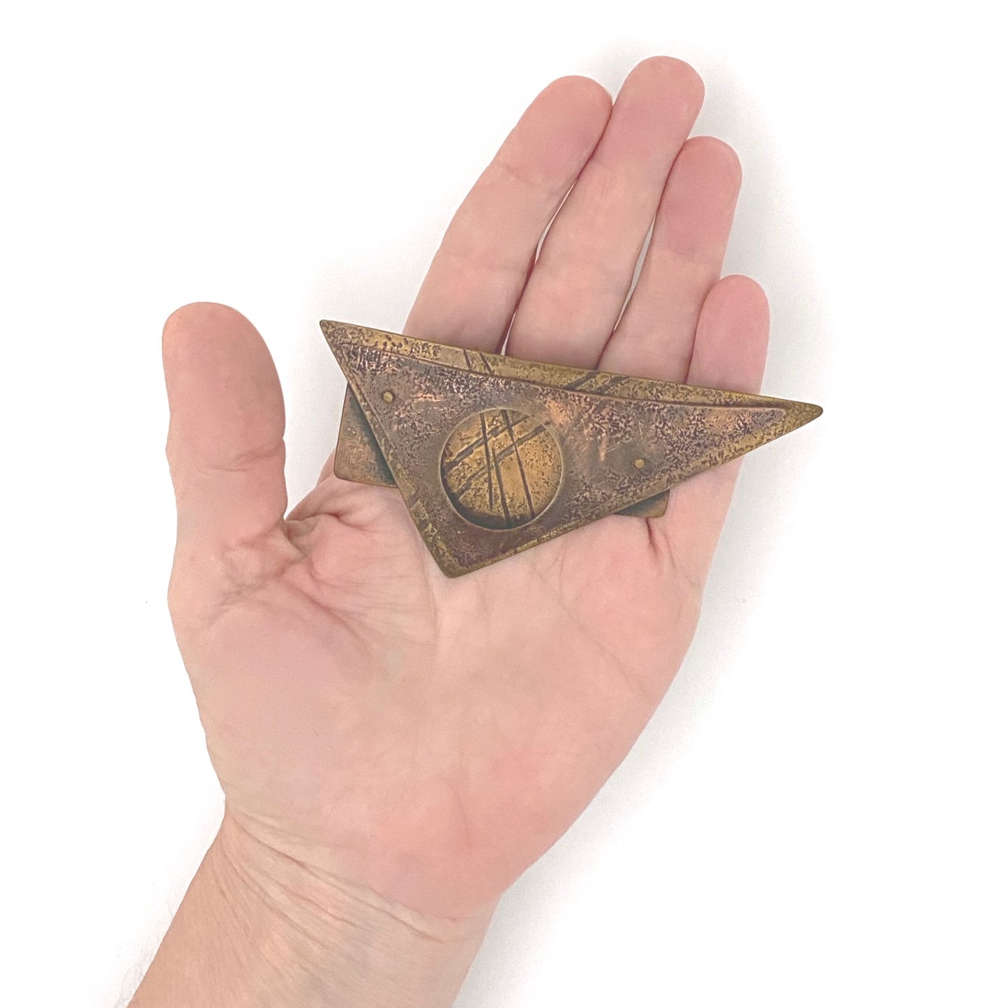 scale Kathleen Curtin large postmodern textured copper layered brooch studio made jewelry design