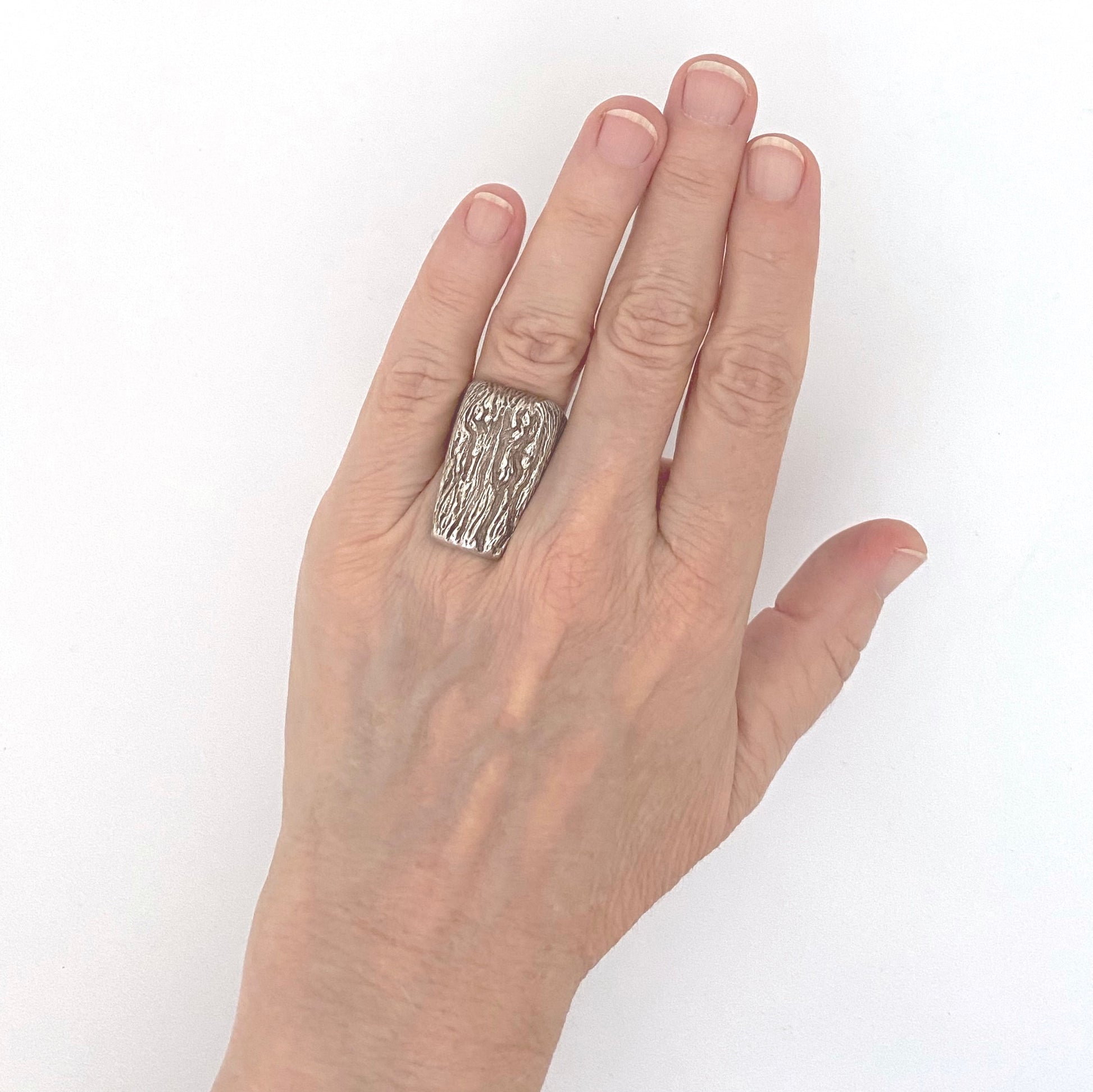 scale Knud V Andersen Denmark vintage heavy silver Bark ring Scandinavian Modernist jewelry design