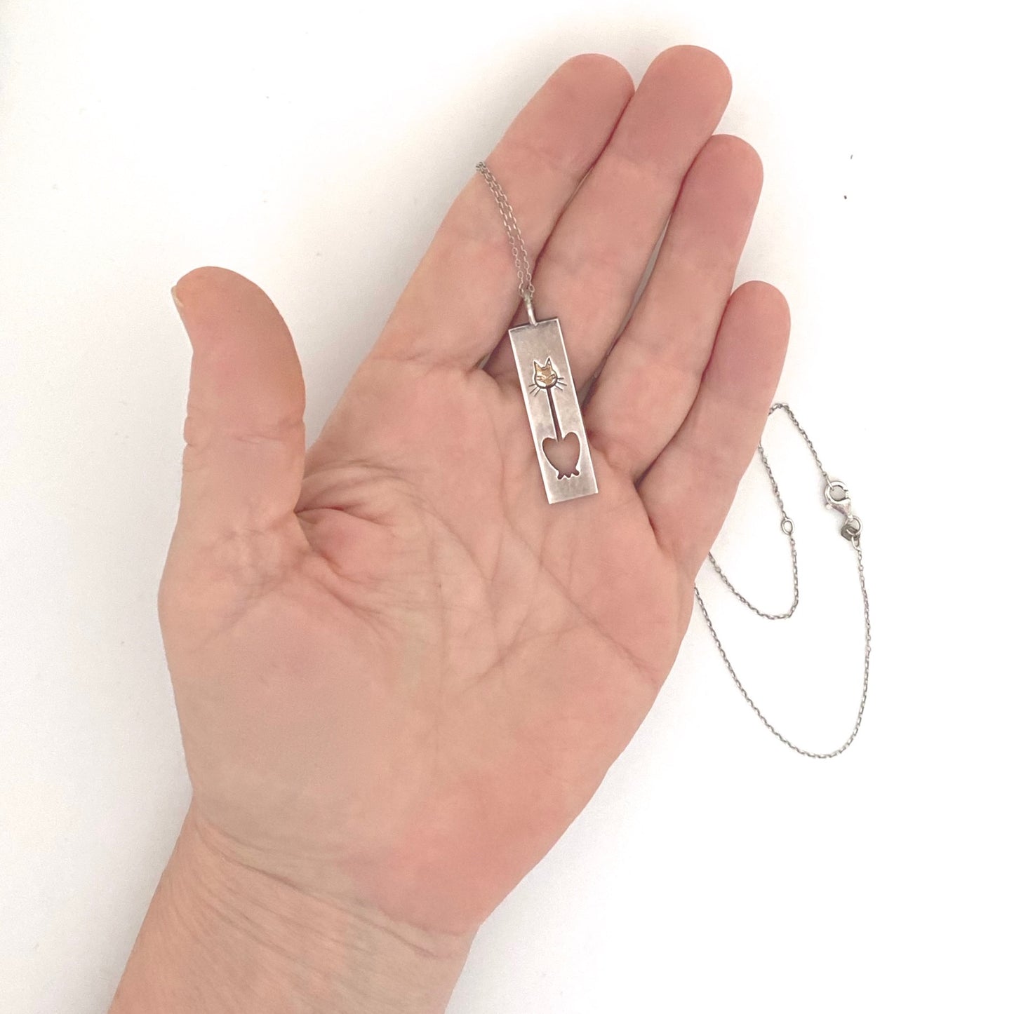 scale Kupittaan Kulta Elis Kauppi Finland vintage silver gold cat pendant necklace Scandinavian Modernist jewelry design