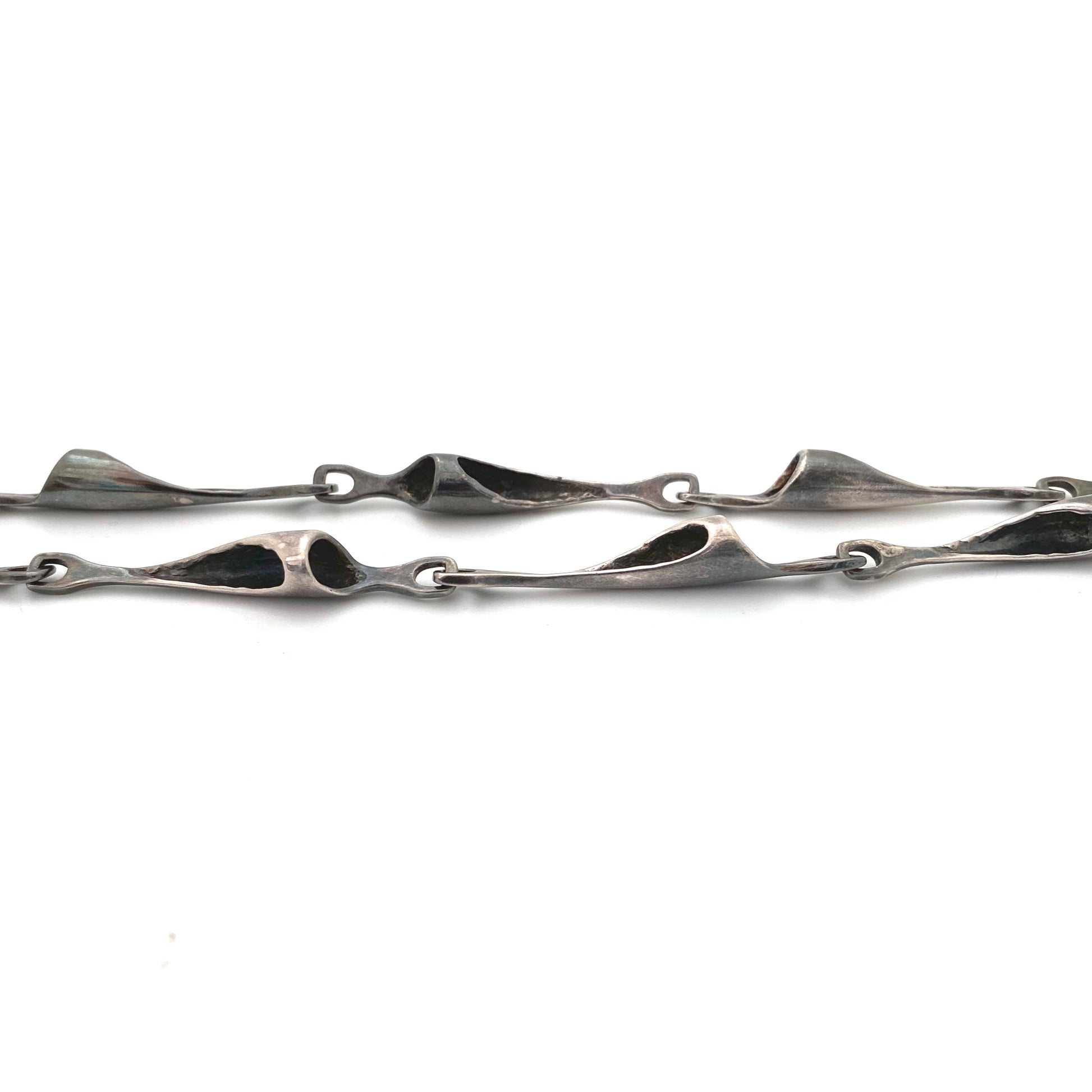 profile Lapponia Finland vintage silver Entire Life necklace Poul Havgaard 1976 Scandinavian Modernist jewelry design