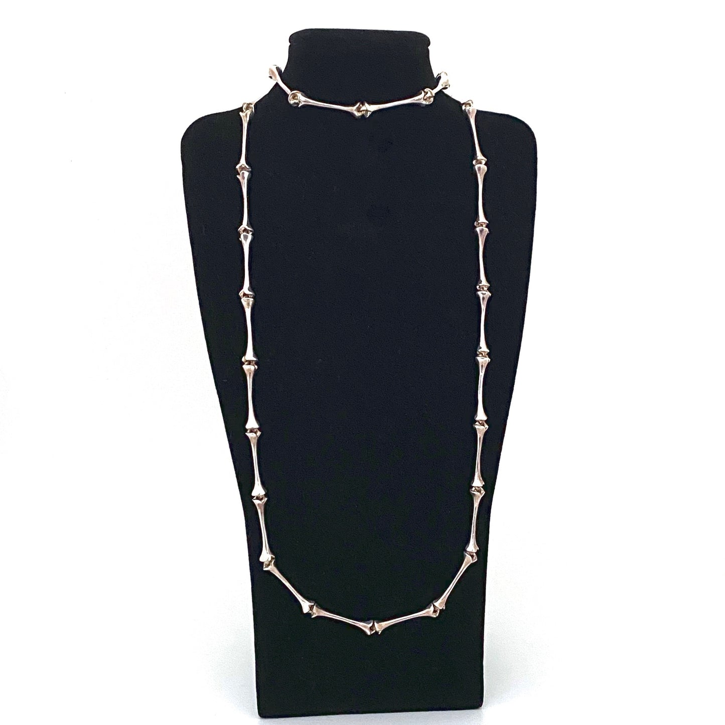 Lapponia long link sculptural chain necklace