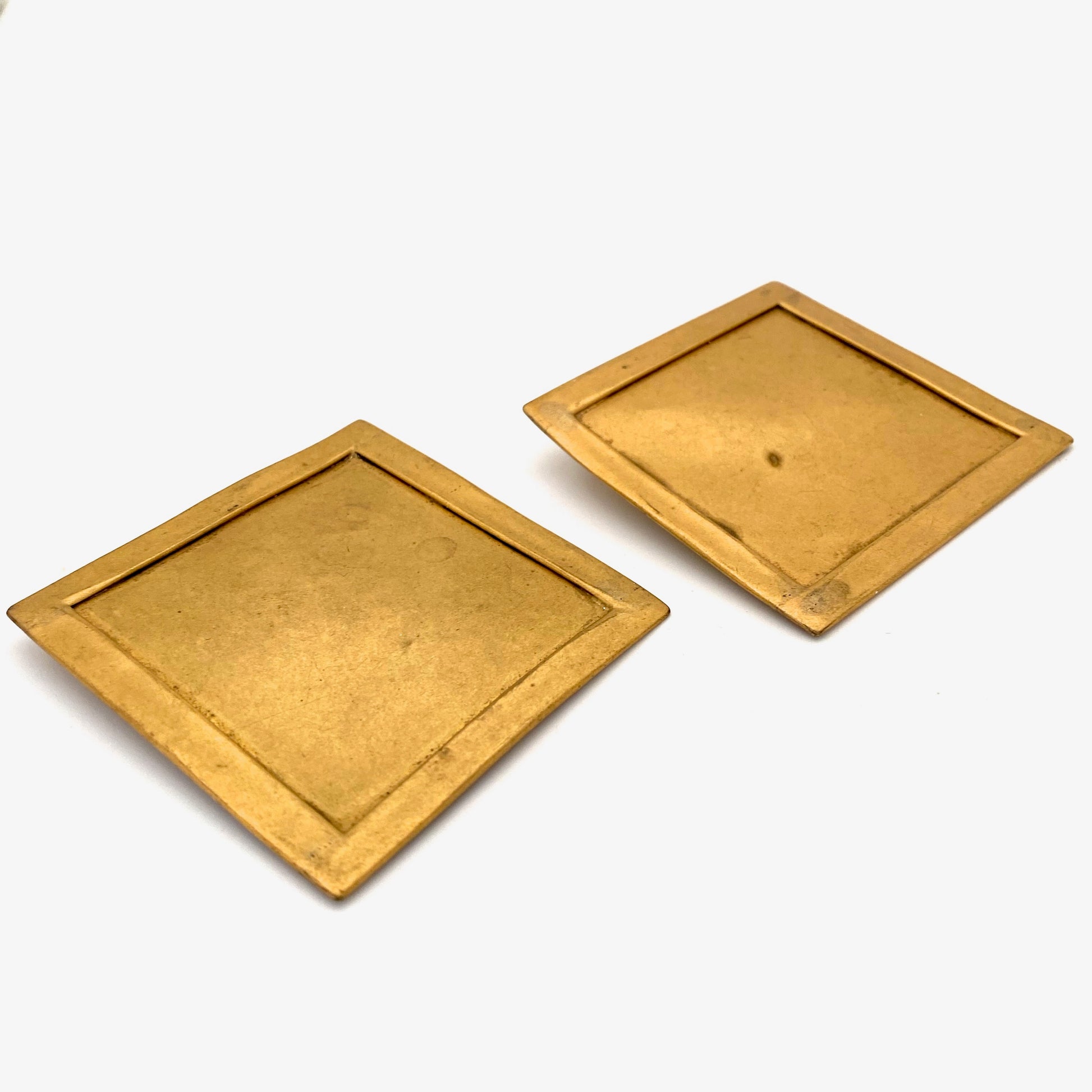 detail Martha Sturdy Canada vintage gold tone metal extra large square earrings for pierced ears Canadian jewelry design