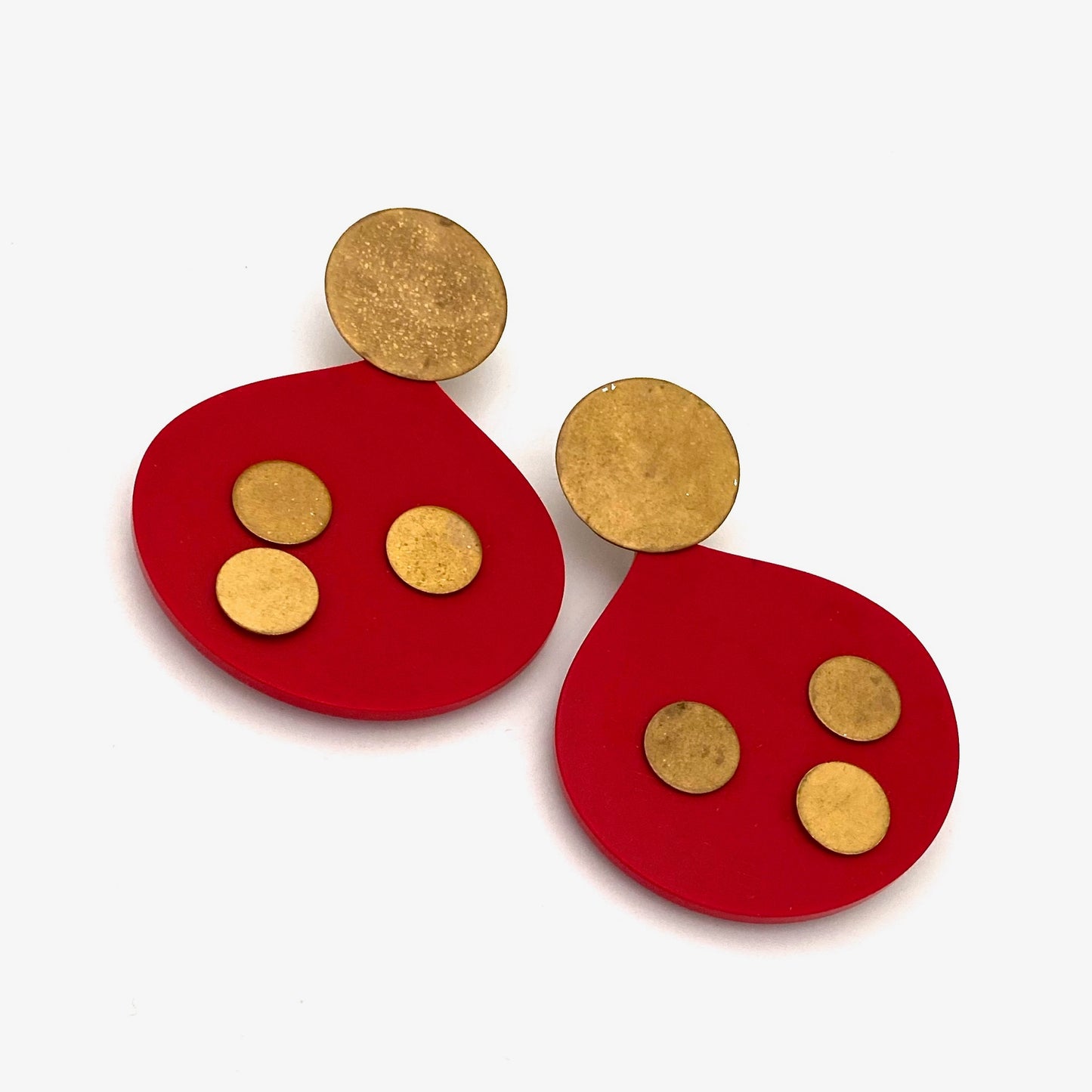 Martha Sturdy large red resin & gold tone dots drop earrings ~ for pierced ears