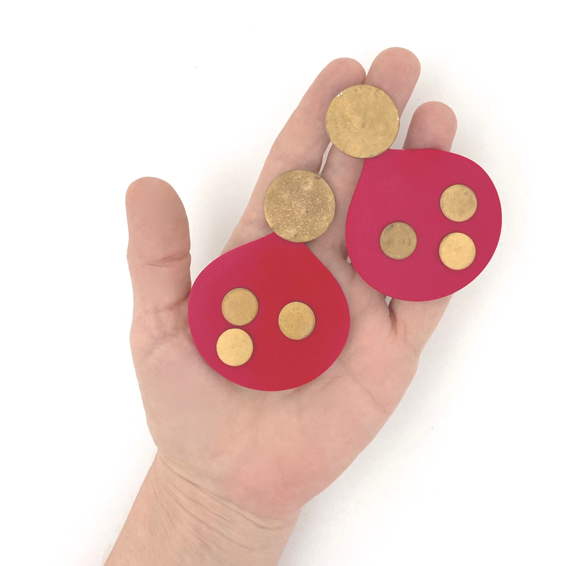scale Martha Sturdy Canada vintage red resin gold tone dots large postmodern drop earrings Canadian jewelry design