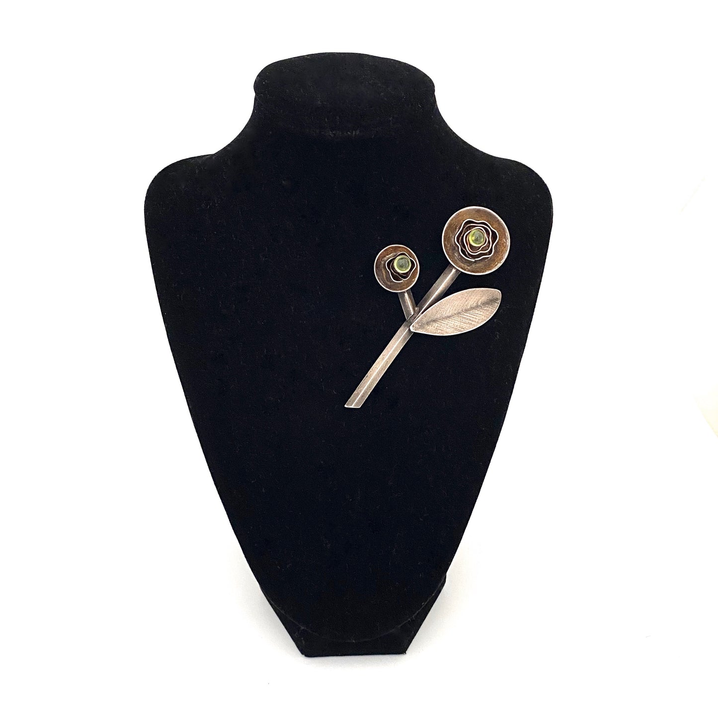 Mena Messina large silver & peridot brooch / pendant