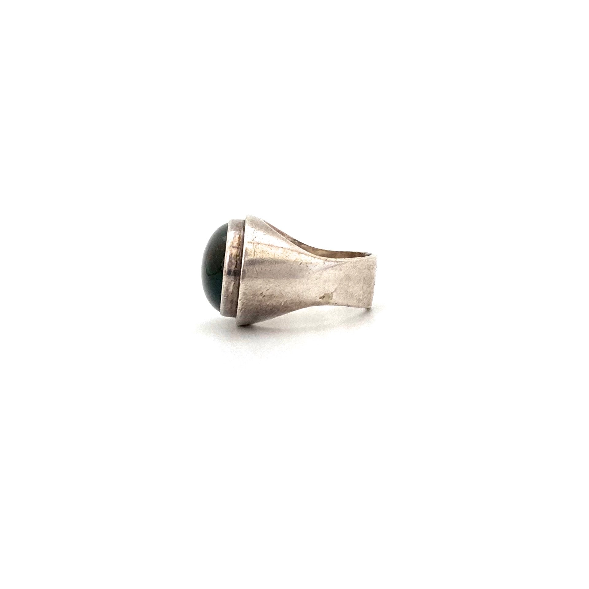 profile Mike and Paula Letki m&pl Canada vintage silver bloodstone ring Canadian Modernist jewelry dersign