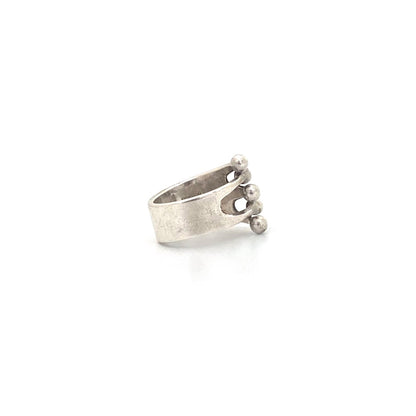 Anna Greta Eker 'Jester' ring ~ 5 prong