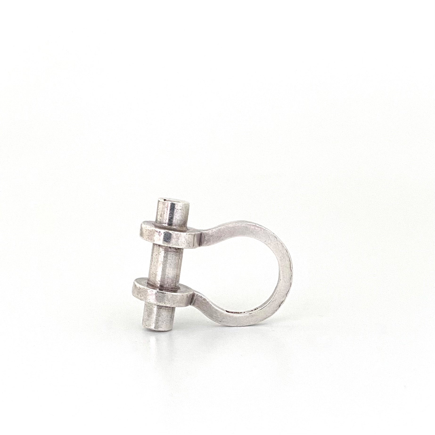 profile Pekka Piekainen Finland vintage silver heavy ring 1974 Scandinavian Modernist jewelry design