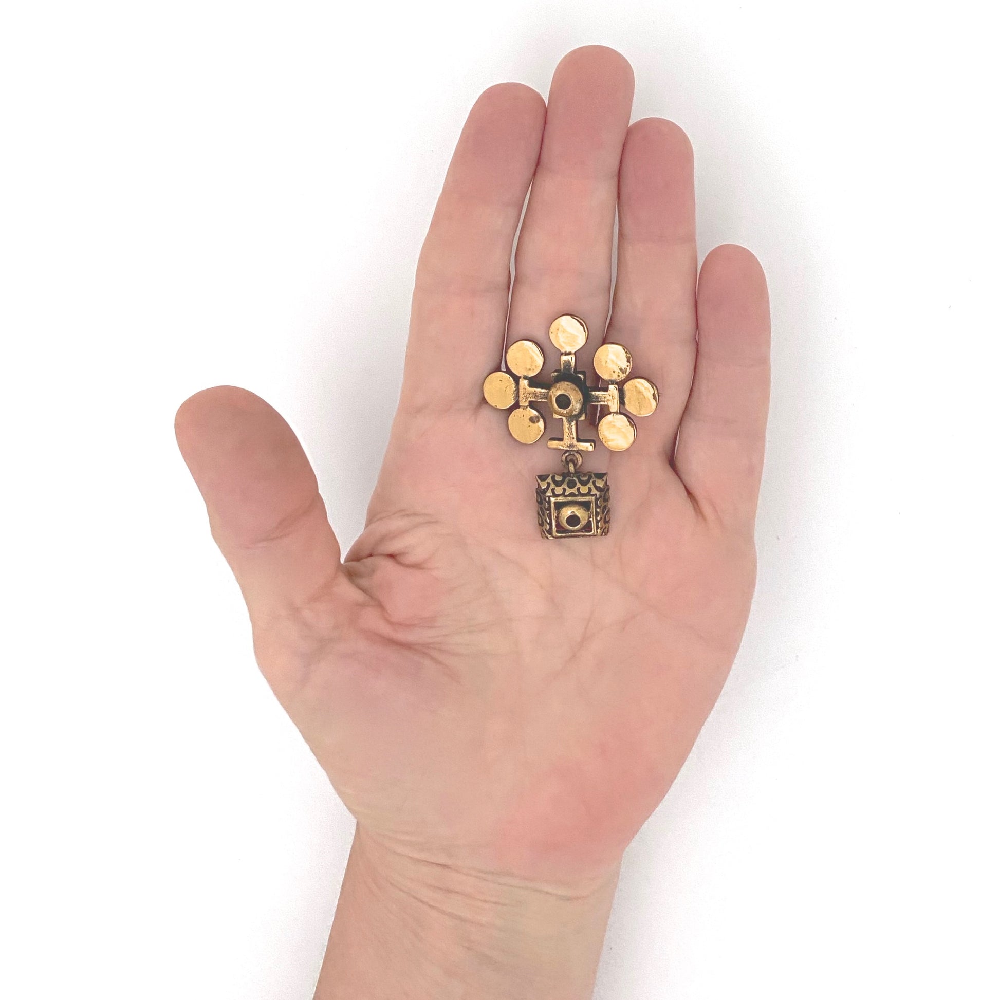scale Pentti Sarpaneva Finland vintage bronze kinetic brooch Scandinavian Modernist jewelry design