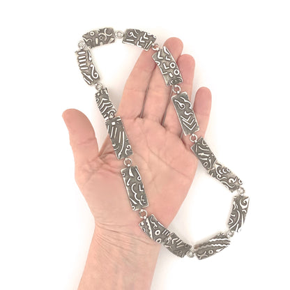 scale Peter Lawrence Canada vintage silver wide link postmodern necklace Canadian jewelry design
