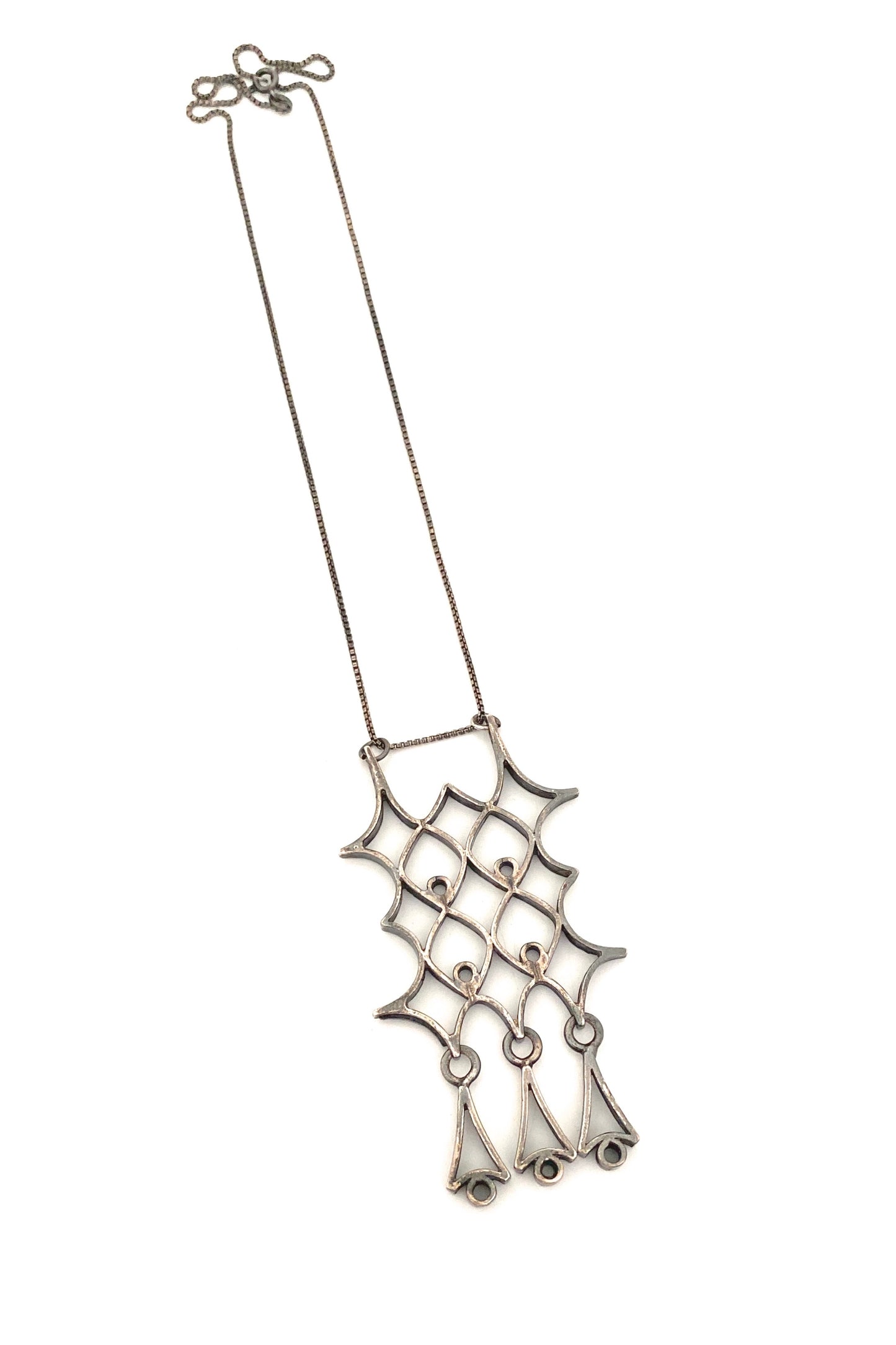 Pipa Niinimäki for Turun Hopea Finland vintage silver large kinetic pendant necklace Scandinavian Modernist jewelry design