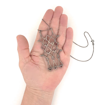 scale Pipa Niinimäki for Turun Hopea Finland vintage silver large kinetic pendant necklace Scandinavian Modernist jewelry design