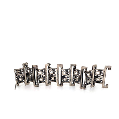 detail Robert Larin Canada vintage brutalist pewter wide panel link bracelet Canadian Modernist jewelry design