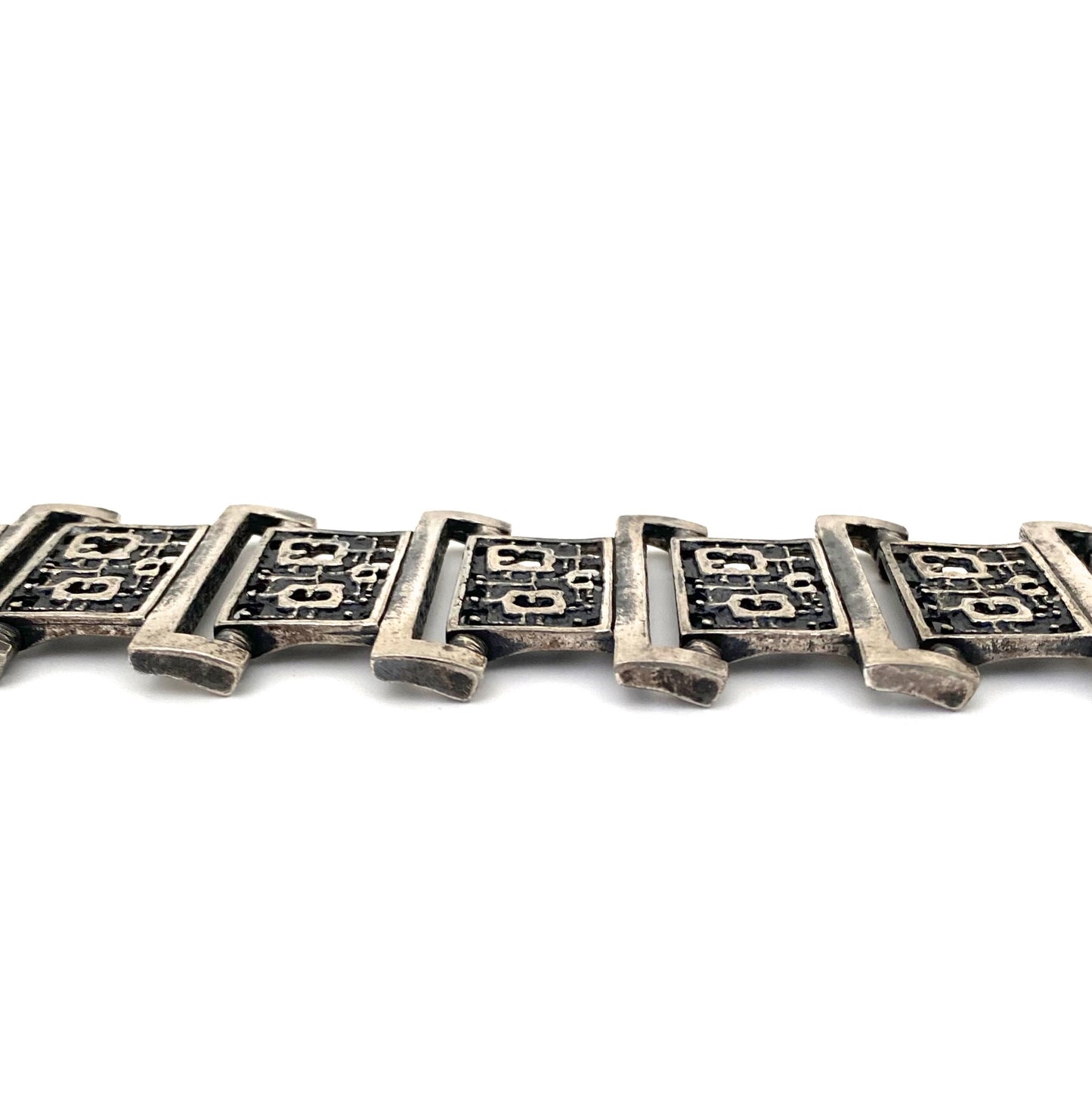 profile Robert Larin Canada vintage brutalist pewter wide panel link bracelet Canadian Modernist jewelry design