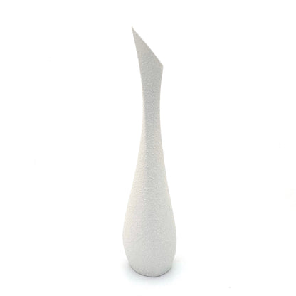 Sgrafo Modern 'Korallenforn' textured porcelain twisting vase