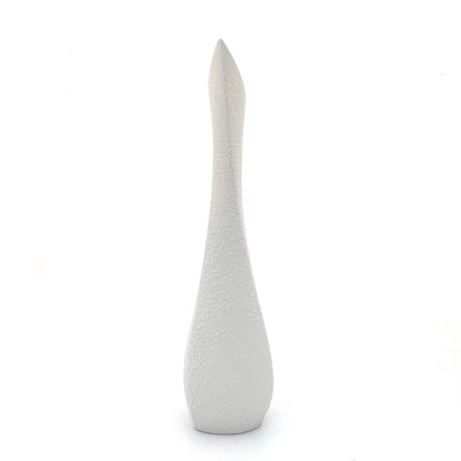 Sgrafo Modern 'Korallenforn' textured porcelain twisting vase