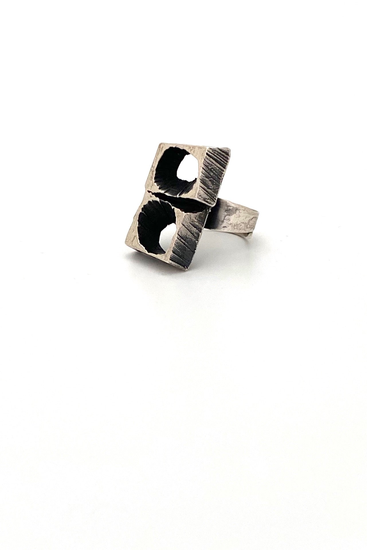Sten and Laine Finland vintage silver large brutalist ring 1973 Scandinavian Modernist jewelry design