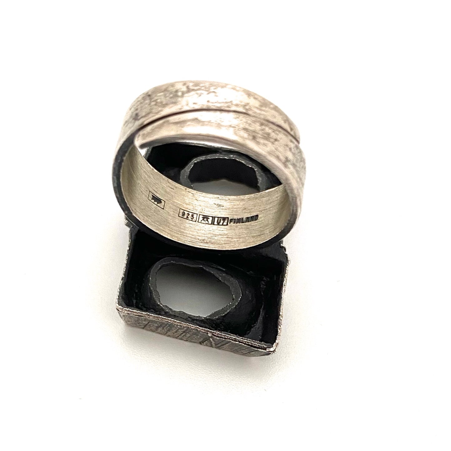 Sten & Laine large brutalist silver ring ~ 1973