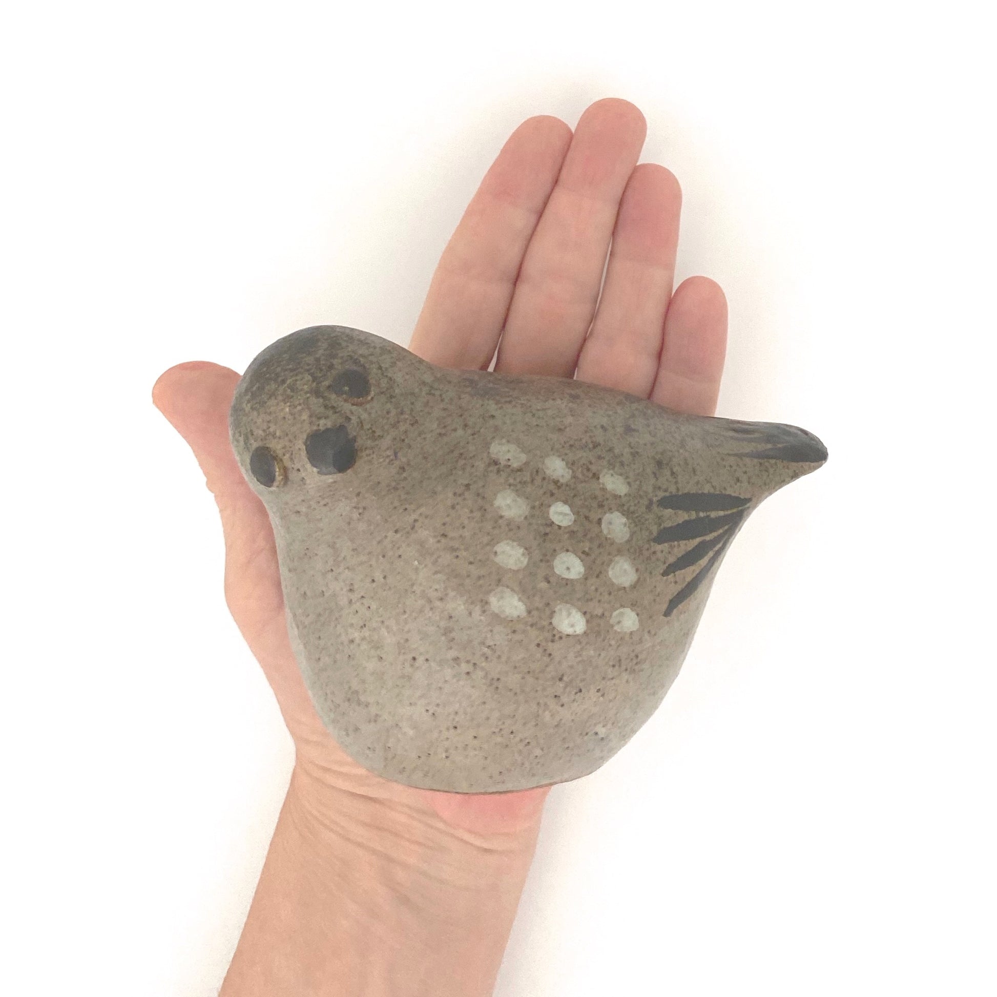 scale Tommy Kakinuma Canada vintage ceramic speckled bird figure Canadian pottery design