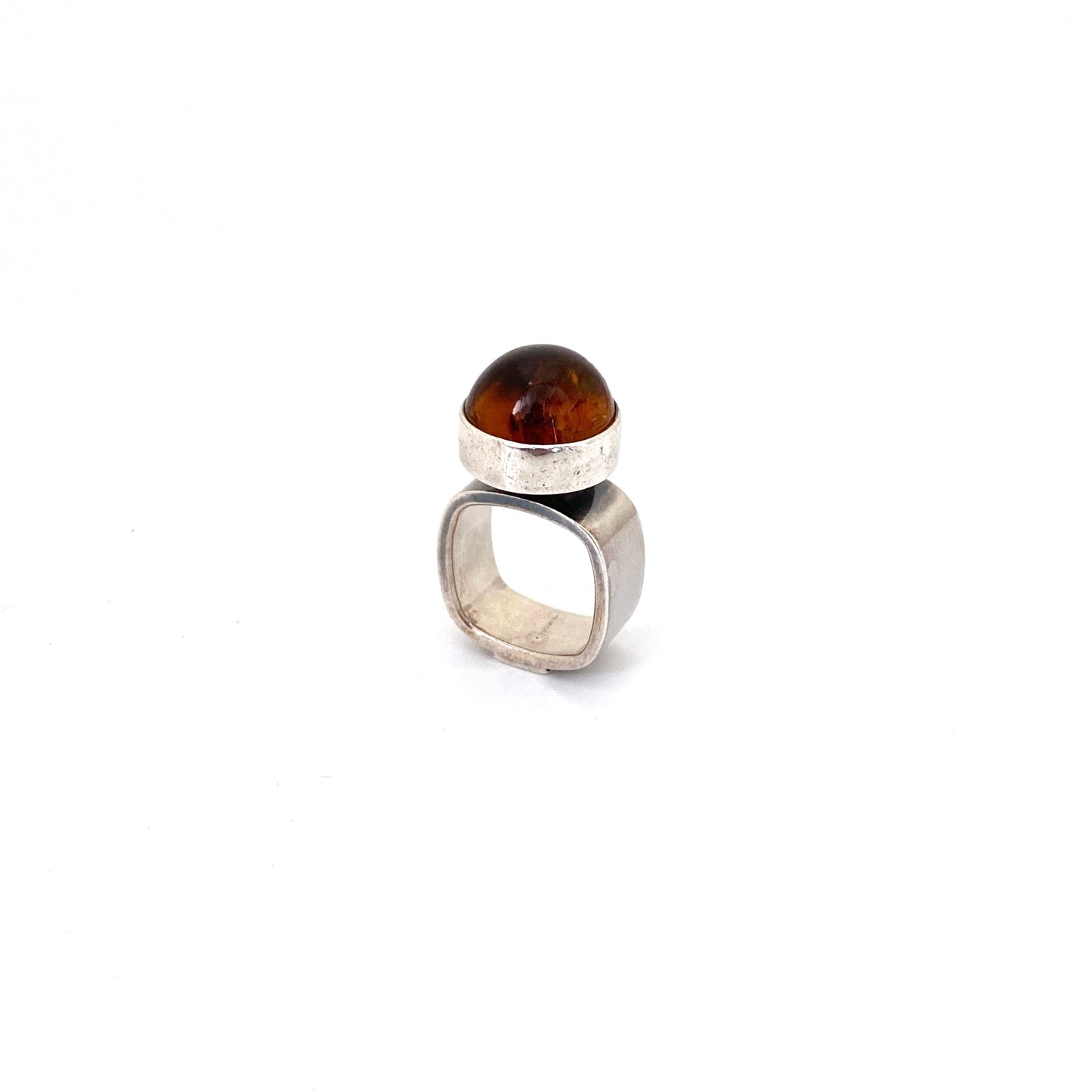 detail Walter Schluep Canada vintage silver and amber ring Canadian Modernist jewelry design
