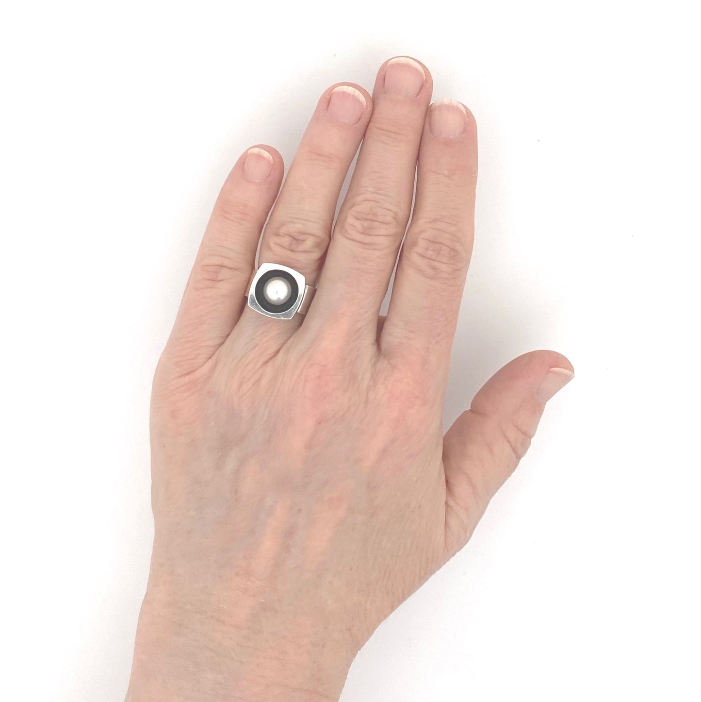 scale Walter Schluep Canada vintage silver and pearl ring with original box Canadian Modernist jewelry design