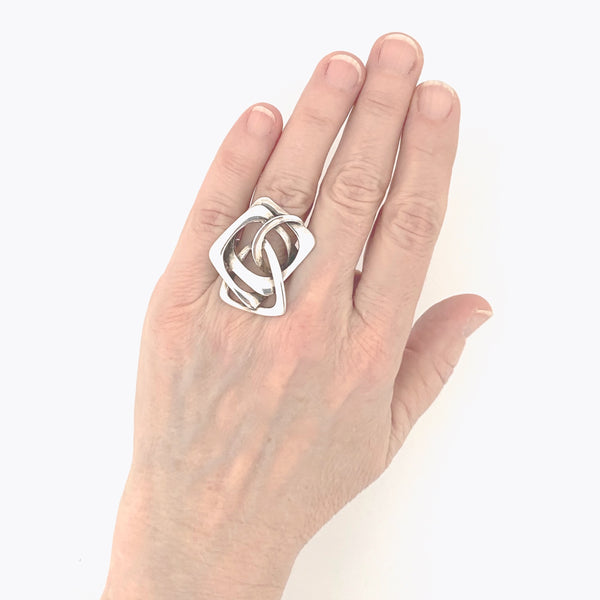 scale large vintage silver openwork ring Mexico Modernist jewelry design