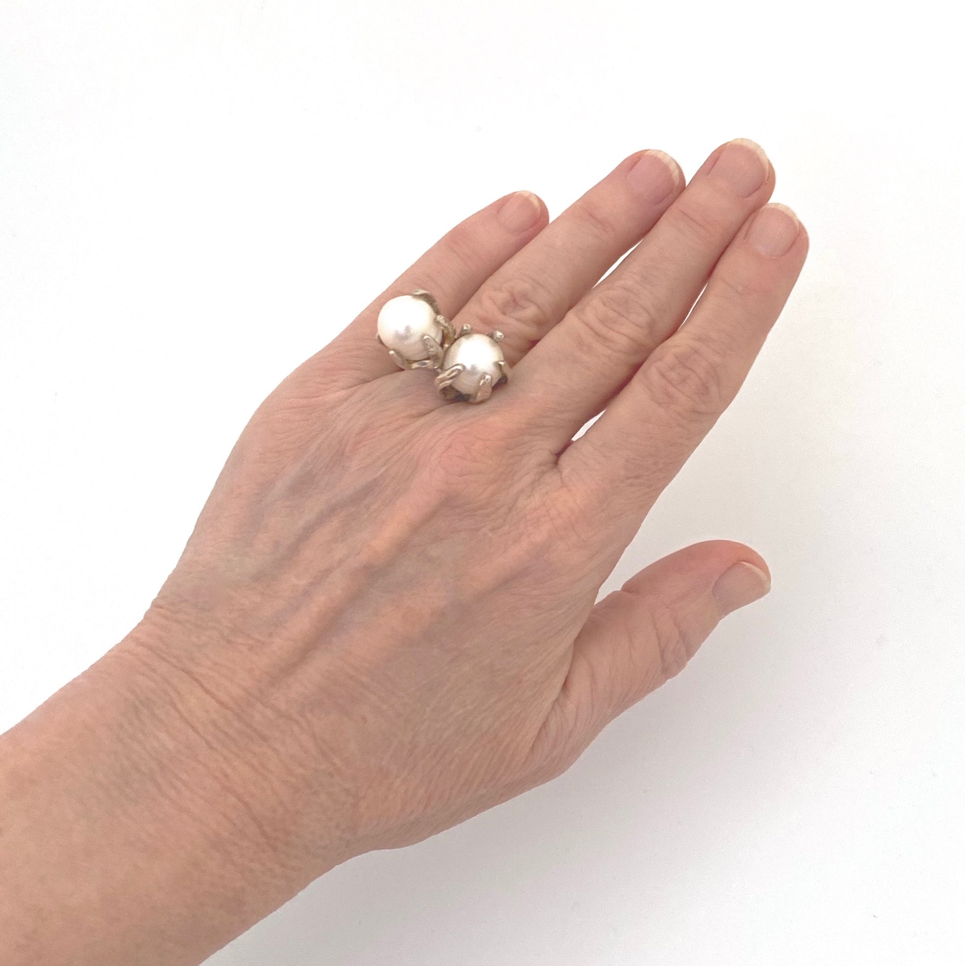 scale vintage Mexico large silver pearls ring brutalist jewelry design