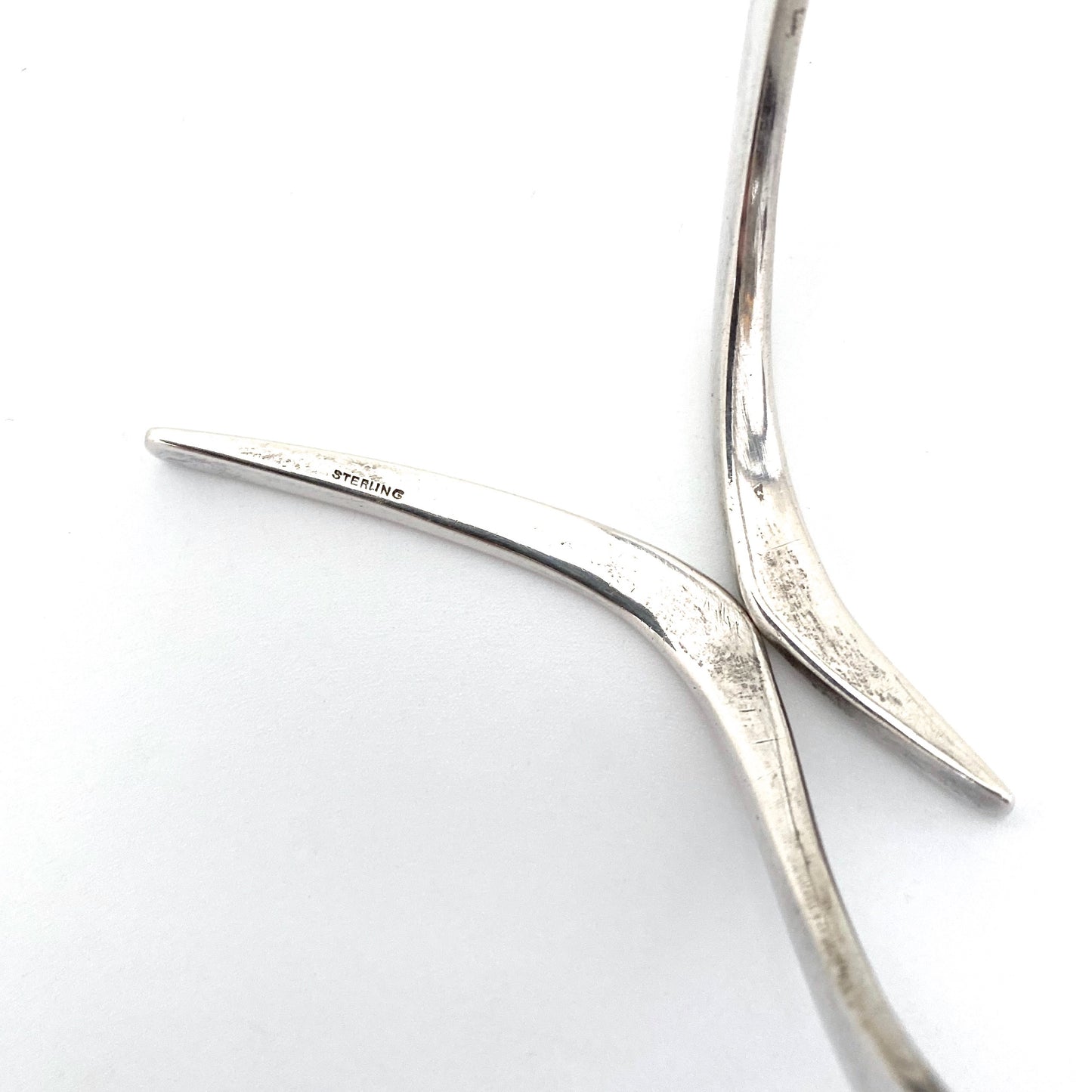 hand wrought Modernist silver bangle bracelet