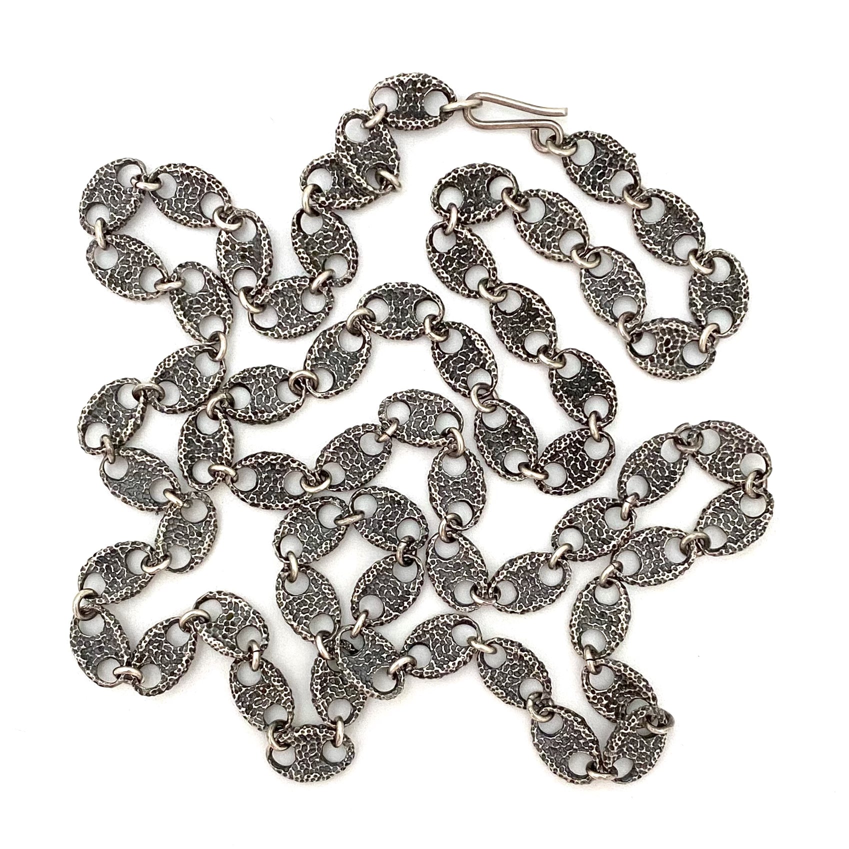 detail vintage silver heavy textured anchor link gucci link long chain necklace