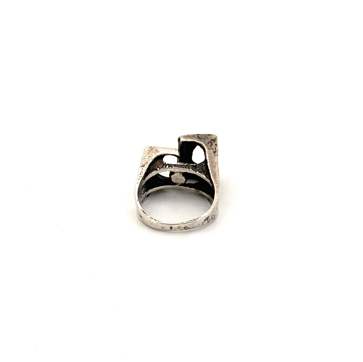 vintage silver & pearl brutalist ring