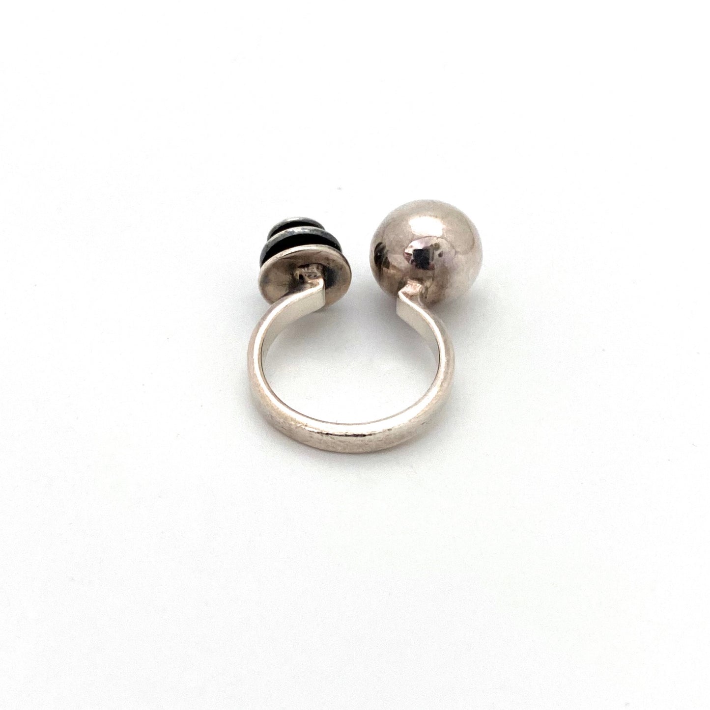 silver sphere & discs ring
