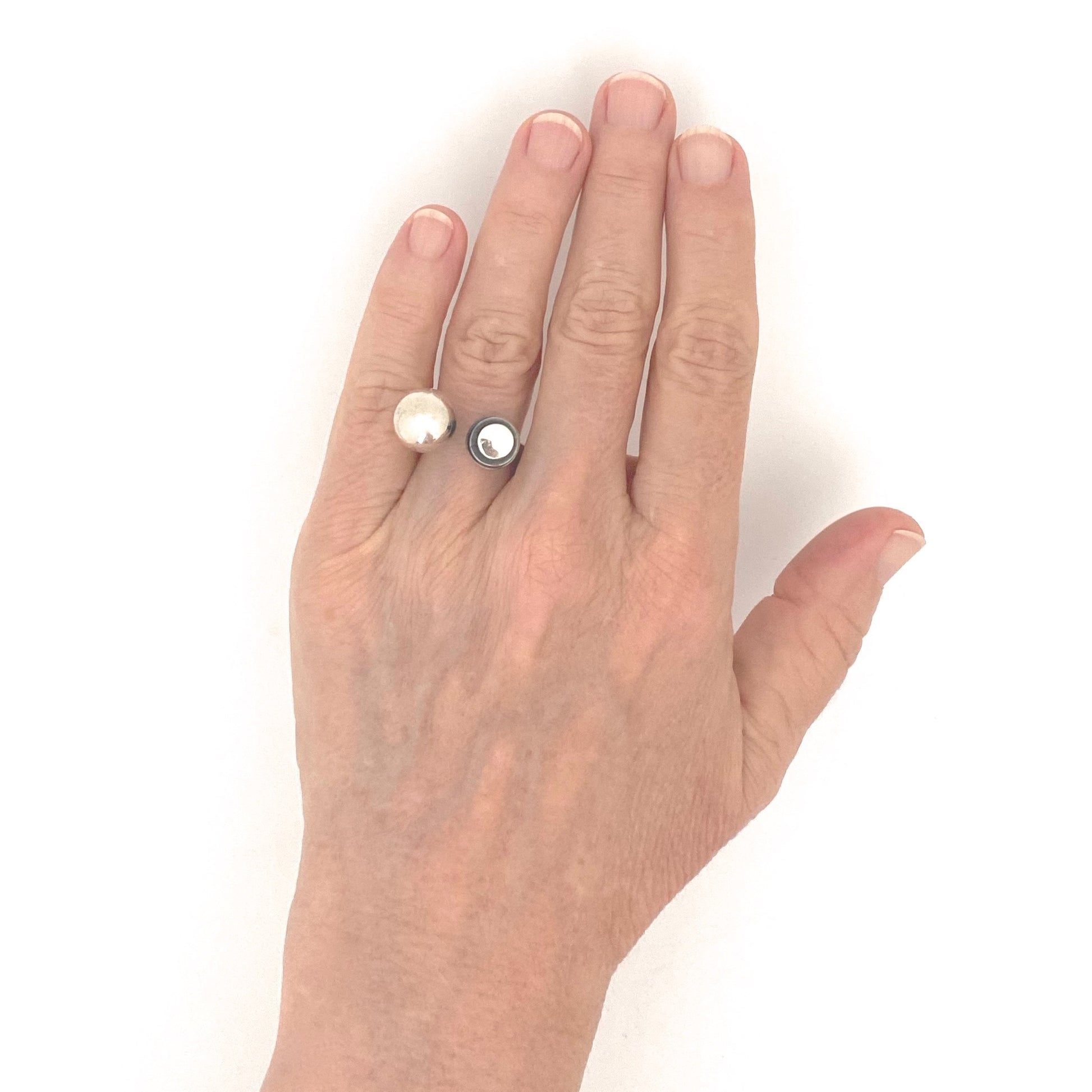 scale vintage silver sphere and discs ring Modernist jewelry design