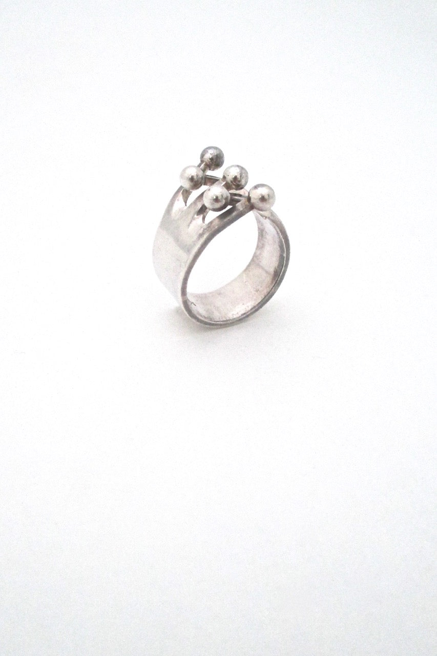 Anna Greta Eker for Plus Studios Norway Design vintage silver 5 prong Jester ring Scandinavian Modern design