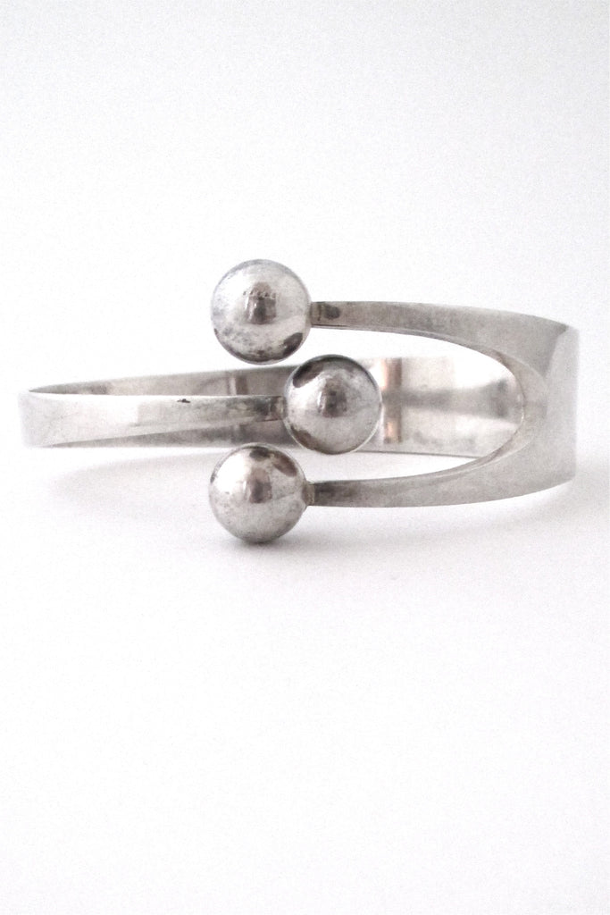 Anna Greta Eker for Plus Designs Norway Scandinavian Modernist silver Jester bracelet