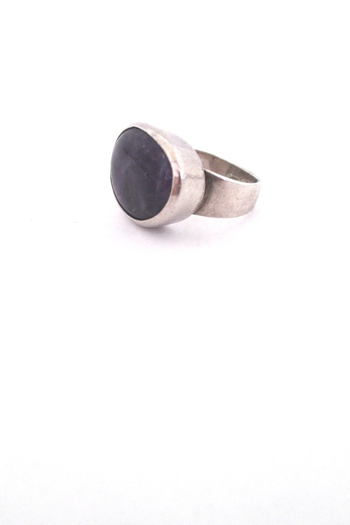 Arne Johansen amethyst ring