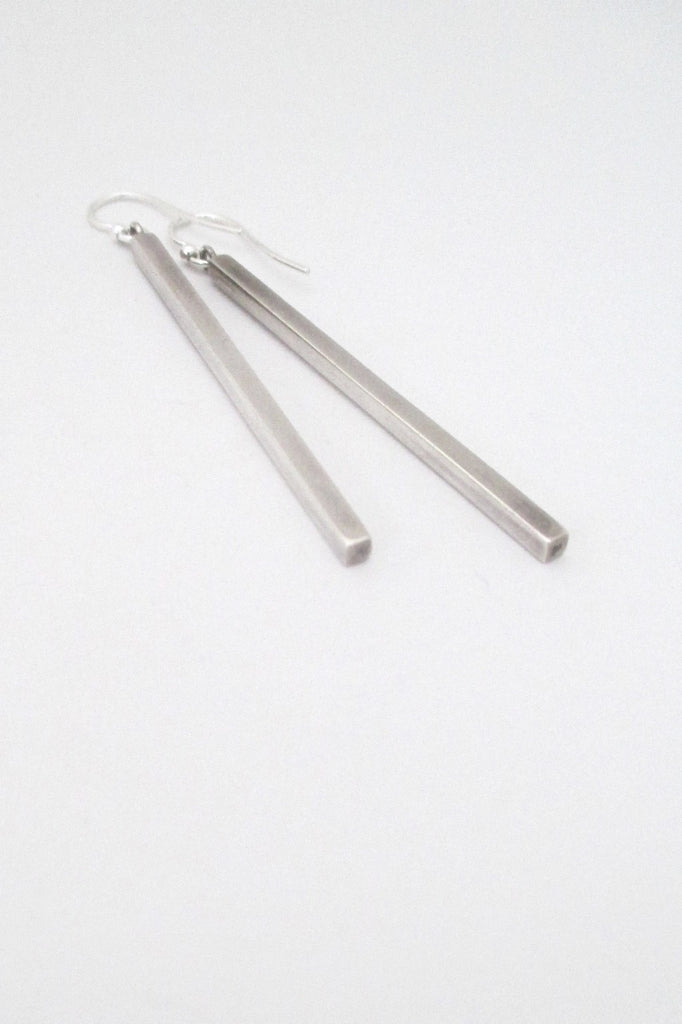 Bent Knudsen Denmark vintage sleek modernist silver drop earrings