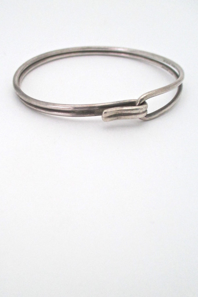 Bent Knudsen silver hook bracelet – Samantha Howard Vintage